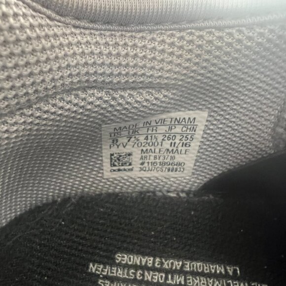 Adidas Tubular Shadow Gray Casual Sneaker SIZE 8 MENS/ SIZE 10 WOMENS - Picture 6 of 6